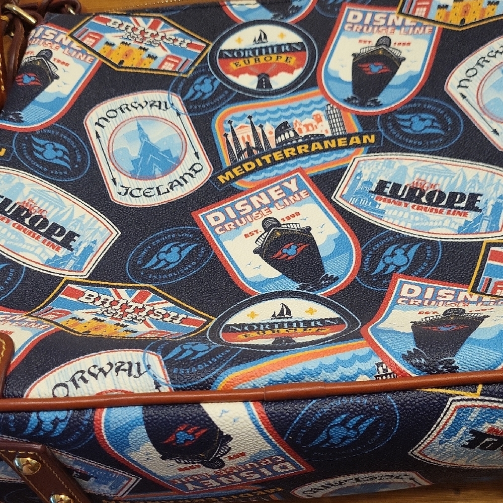 Dooney & Bourke Blue and Red Shoulder Bag with Travel-Inspired Design - Picture 4 of 6